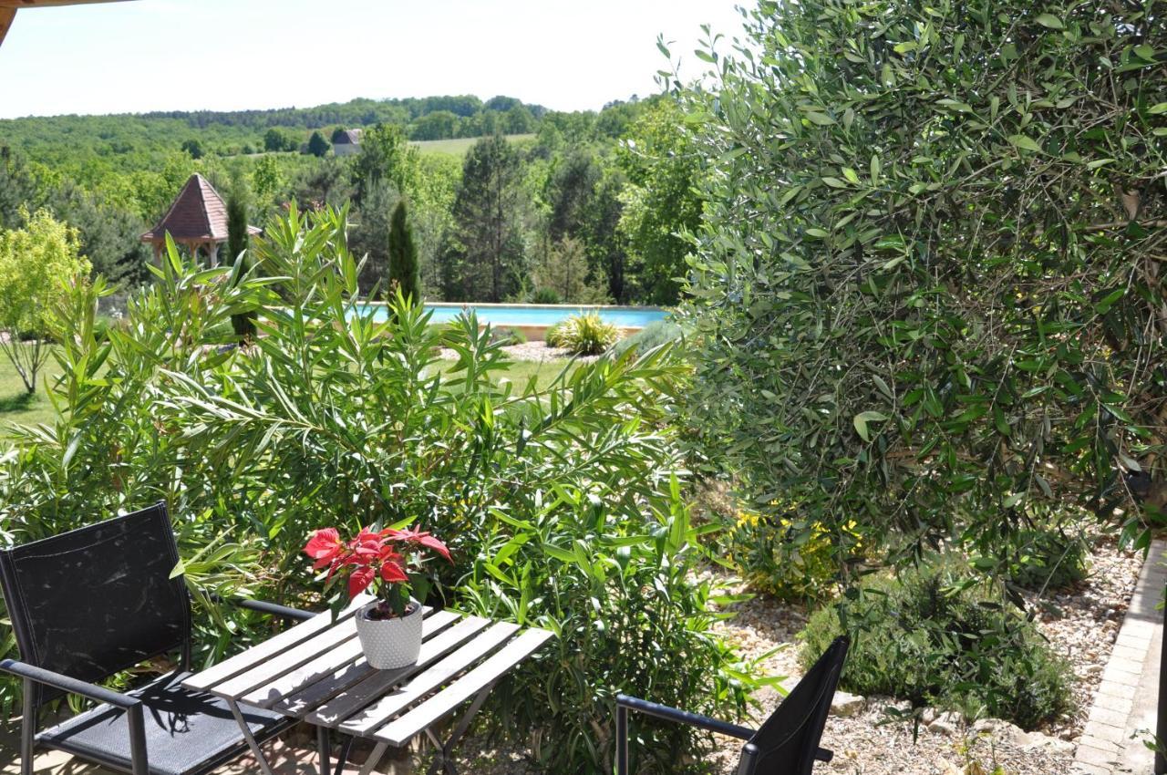 Le Lion D'Or En Perigord Bed & Breakfast Mauzac-et-Grand-Castang Bagian luar foto