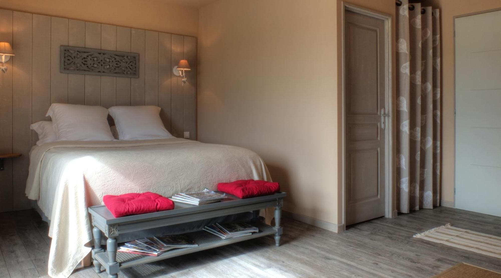 Le Lion D'Or En Perigord Bed & Breakfast Mauzac-et-Grand-Castang Ruang foto