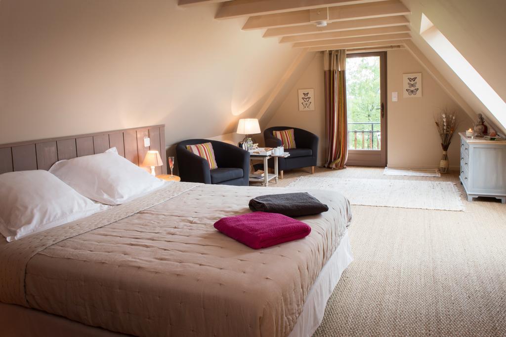 Le Lion D'Or En Perigord Bed & Breakfast Mauzac-et-Grand-Castang Bagian luar foto